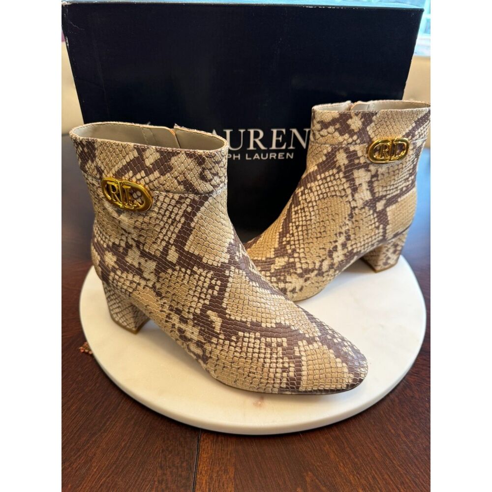 SOLD - Lauren Ralph Lauren Wynne II Bootie (Farro) Boots Leather